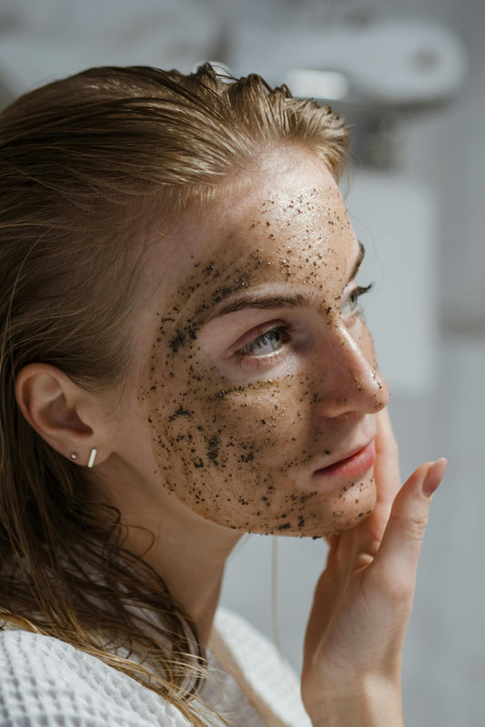How to Select Anti-Aging Skincare Products: Dermatologist-Backed Guide for Every Skin Type & Climate